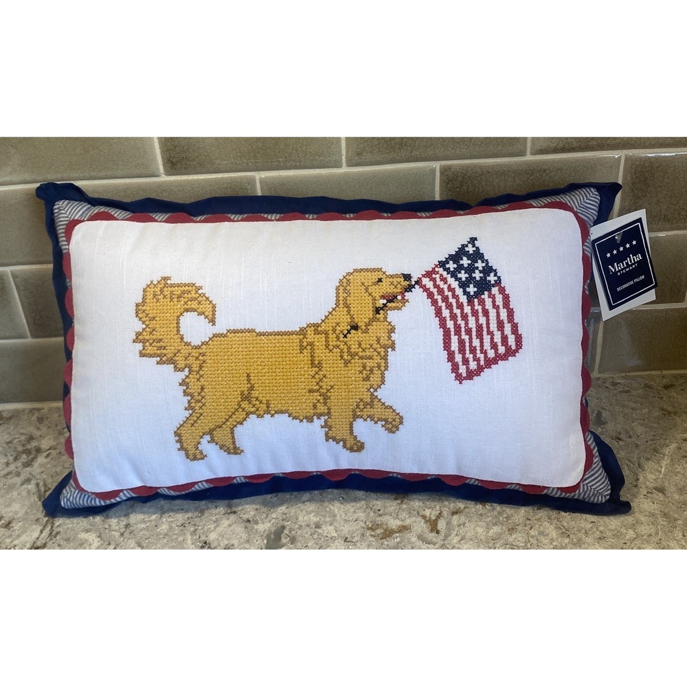 NWT Martha Stewart Patriotic Golden Retriever USA FLAG Needlepoint Pillow JULY 4